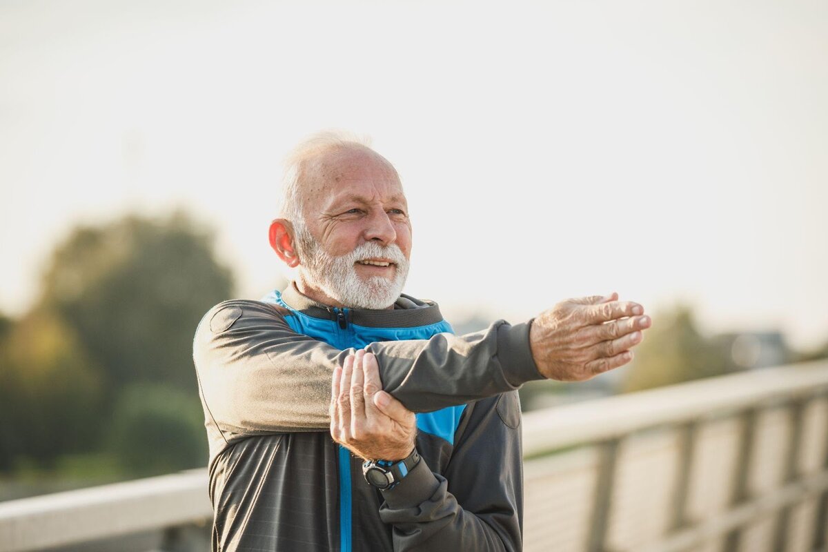 Когда хрящи становятся плотнее, человеку легче двигаться, можно вернуться к привычному уровню активности