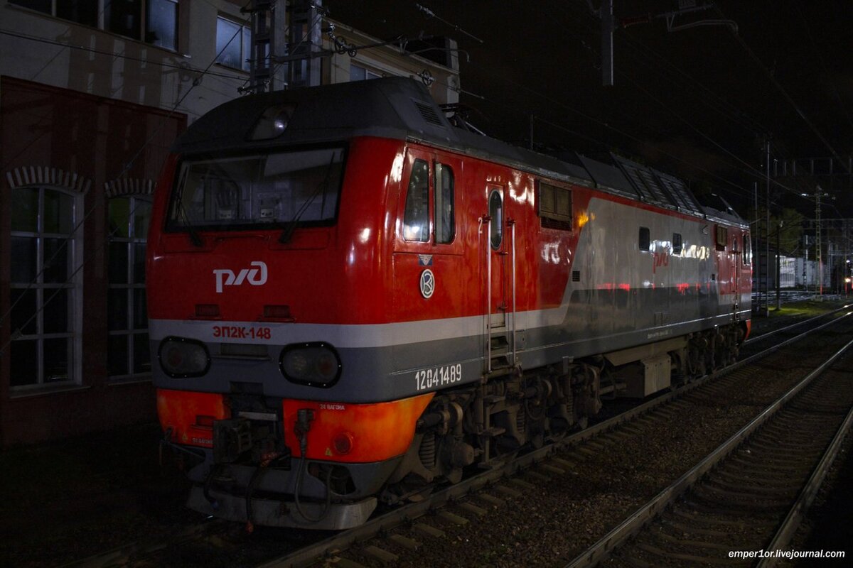 Электровоз ЭП2К-148, ст. Тверь 