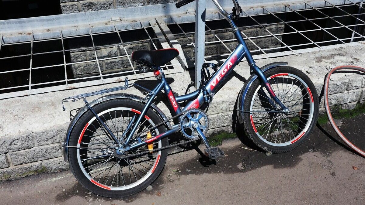     31-летнего мужчину в Ижевске признали виновным в совершении преступления по статье: «мошенничество», суд наказал его реальным сроком лишения свободы.