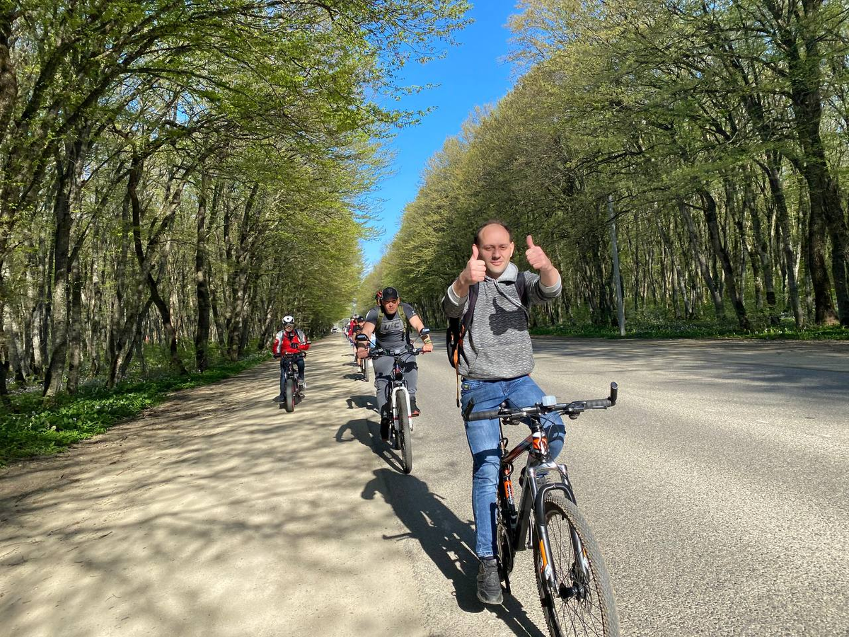 Дизлайк за отсутствие шлема. 