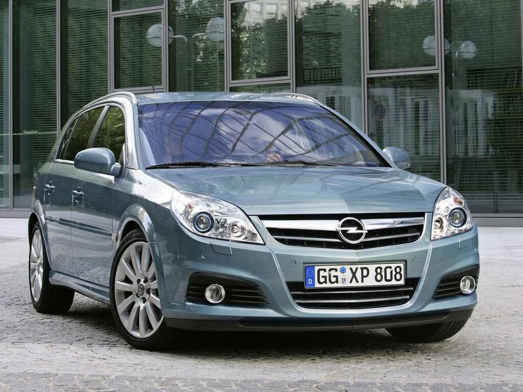 Опель Сигнум.