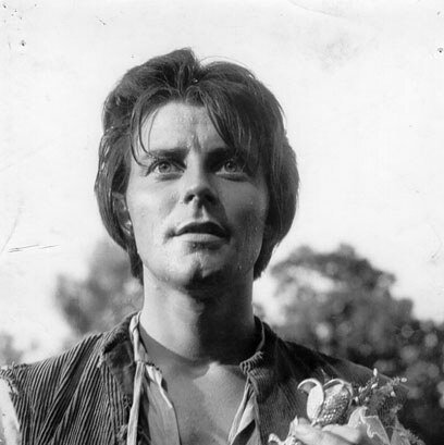     Сегодня: 100 лет со дня рождения Жерара Филипа