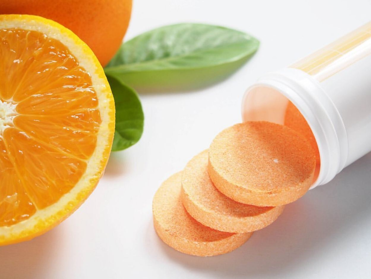 Апельсин повышает сахар. Витамин c аскорбиновая кислота. Что такое витамины. Витам. Витан.