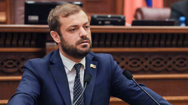 депутат парламентской фракции “Мой шаг” Геворк Папоян