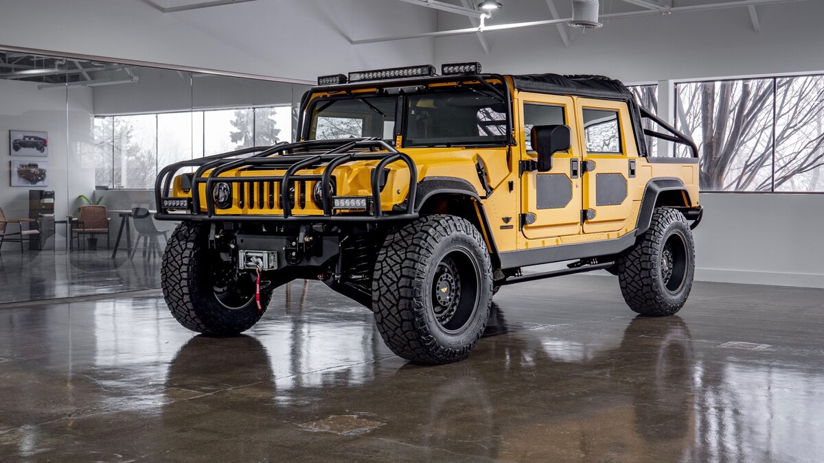 На фото: Hummer H1 (источник: motorauthority.com)