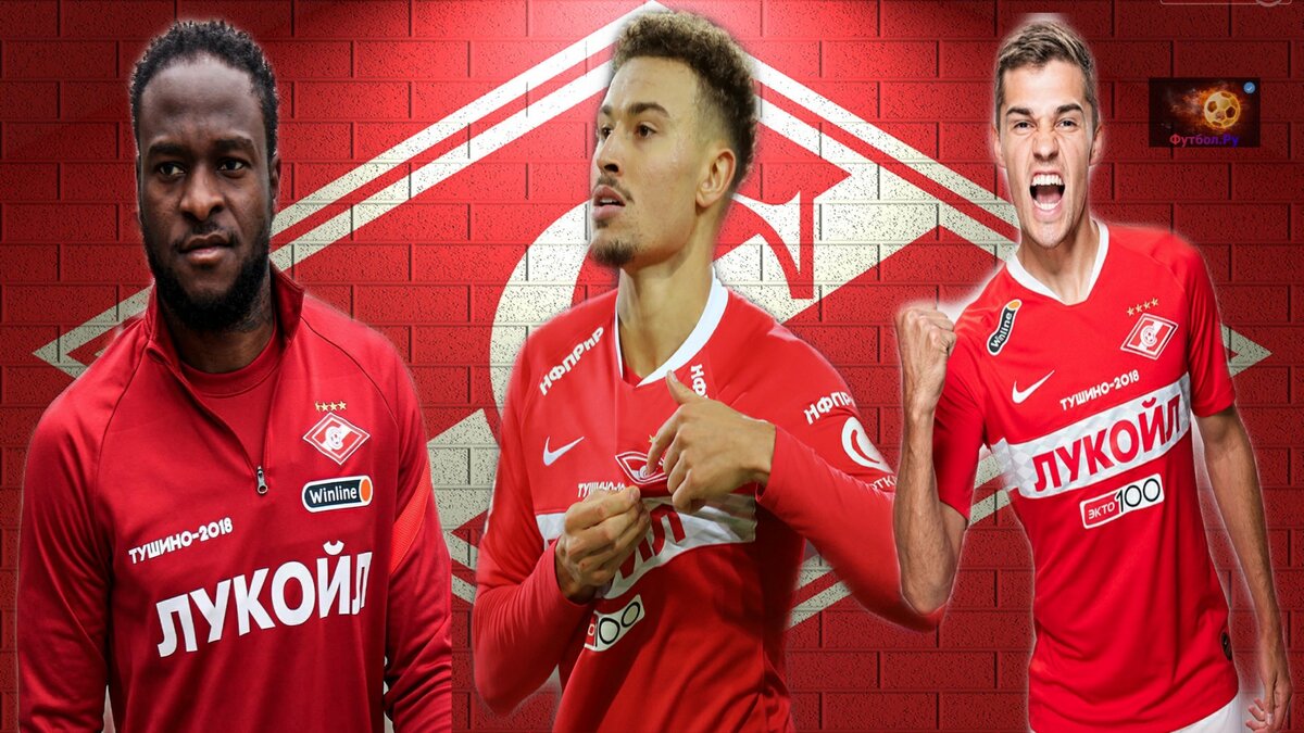 Слева направо : Мозес, Ларссон Зобнин. Они — герои супердерби!