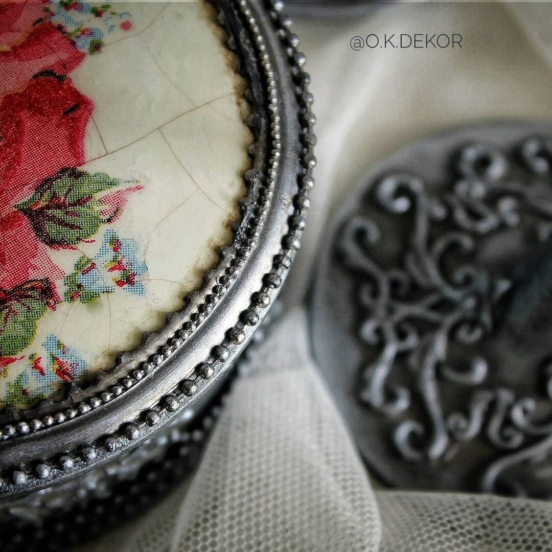 Фото и работа Ольги Комарницкой https://www.instagram.com/p/CPU-hrmBGh9/