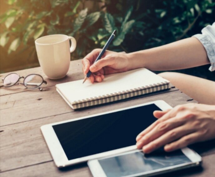 За работой (интернет) 