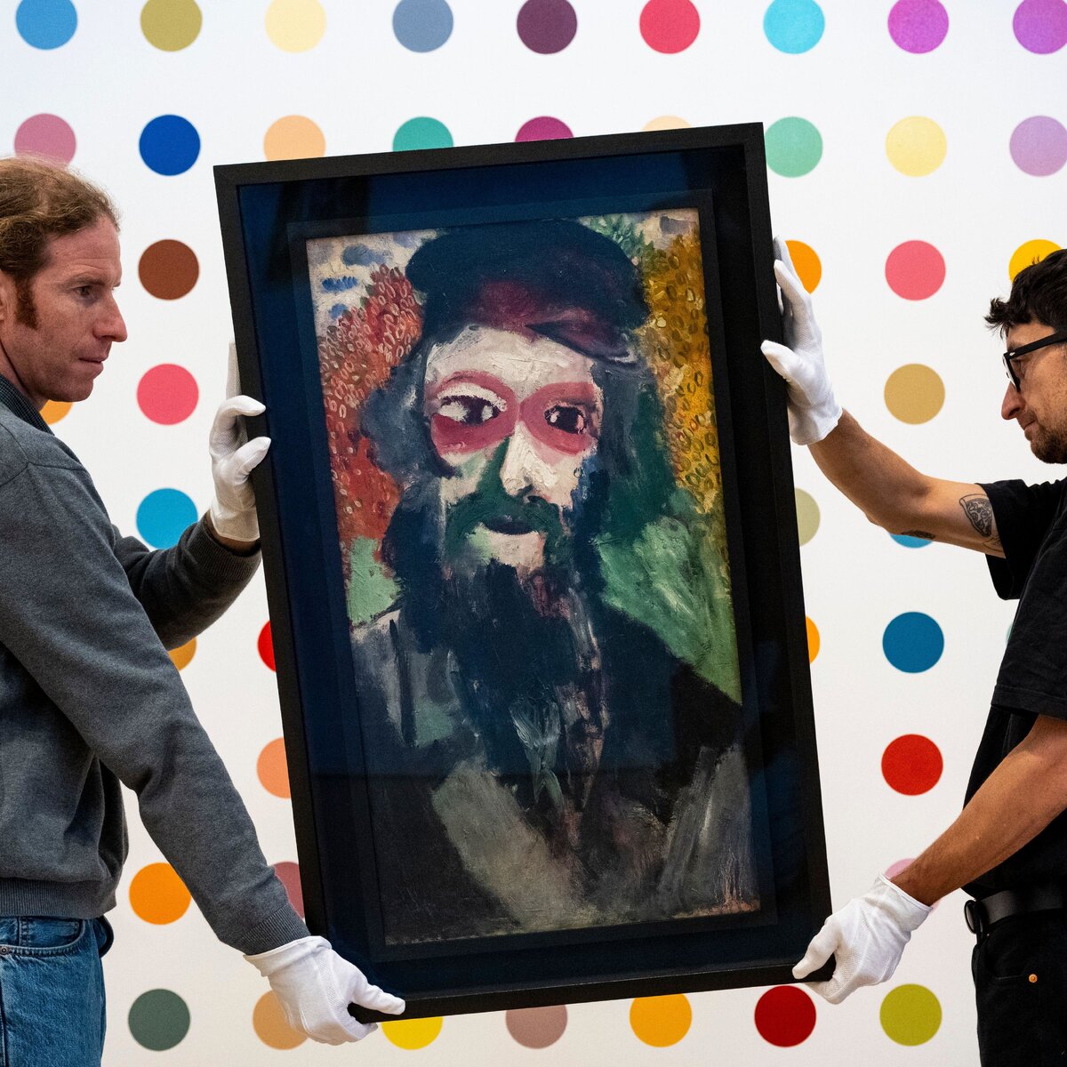     Картину Шагала «Отец», украденную нацистами во время Второй мировой войны, продали на аукционе за $7,4 миллиона