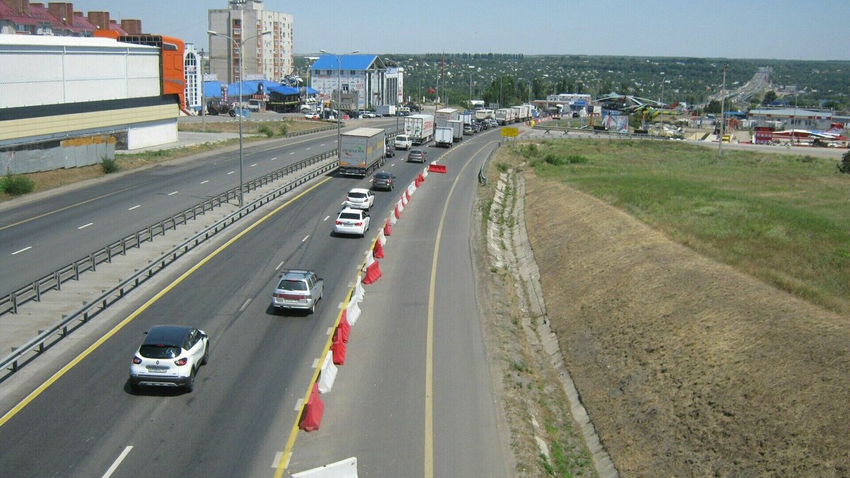 Участок трассы м 4 дон. М4 Дон Каменск Шахтинский. Автомобильная дорога м-4 "Дон". Трасса м4 Ростовская область. Каменск-Шахтинский м4 Дон зерновоз.