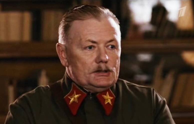    Александр Берда в сериале "Чкалов"Кадр из видео