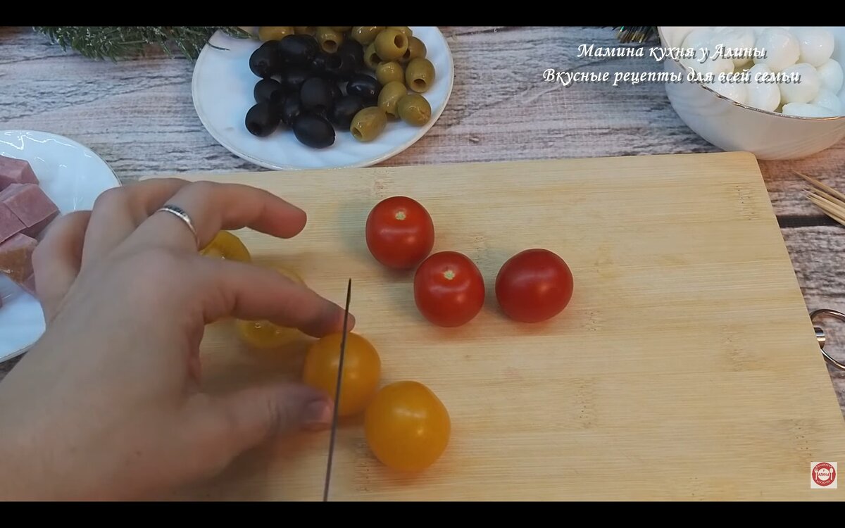   Привет, друзья! Сегодня поделюсь еще одной быстрой вкусной закуской на праздничный стол или фуршет.-2