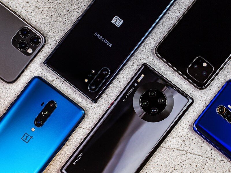    Бренды сокращают производство смартфонов. В чём причина?