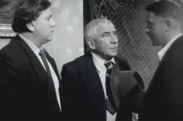    Михаил Дроботов (слева) в сериале «Ликвидация», 2007 г. Кадр из фильма