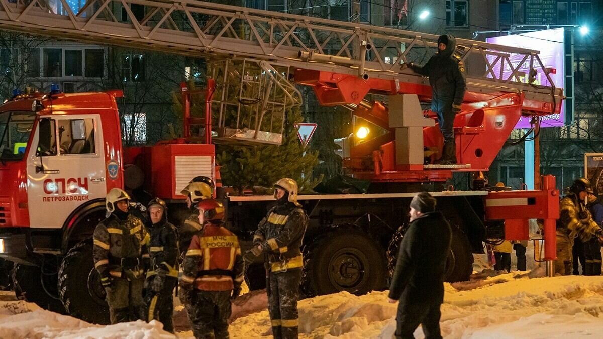 В сети появились фото, что осталось от сгоревшего бара в Петрозаводске |  Новости Карелии | Karelinform.ru | Дзен