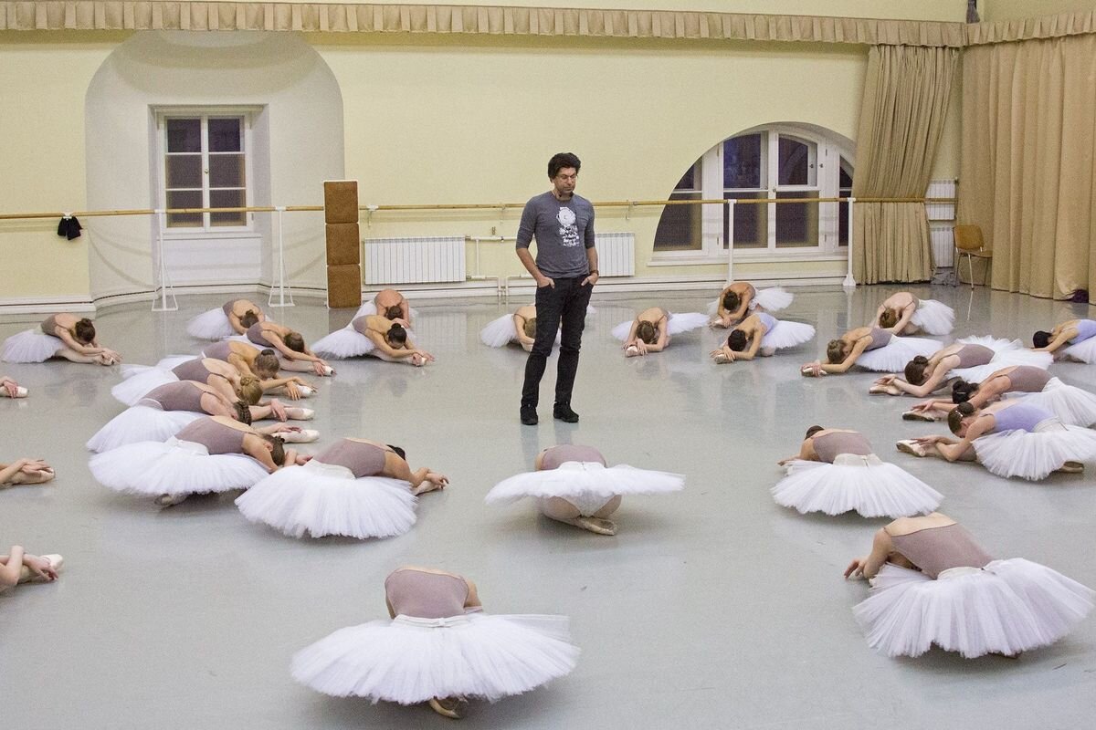 Академия балета сайты. Балетная Академия Вагановой. Академия балета Цискаридзе. Балет Вагановское училище.