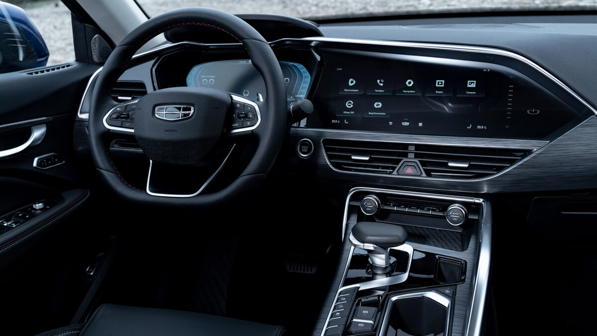    Интерьер Geely Tugella. Фото Geely