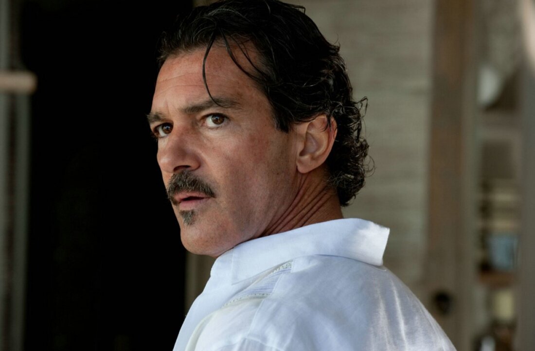    Знаменитый Лев — Антонио Бандерас. Кроме него под этим знаком зодиака родились Бернард Шоу, Леонид Якубович, Мик Джаггер, Игорь Крутой, Ги де Мопассан, Ив Сен-Лоран, Арнольд Шварценеггер, Бен Аффлек и Марат Башаров.