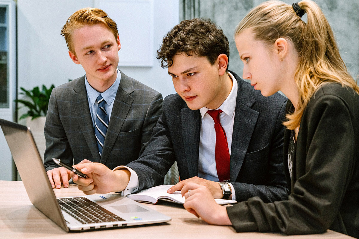 Никита Гусика и его команда ООО "Veni"