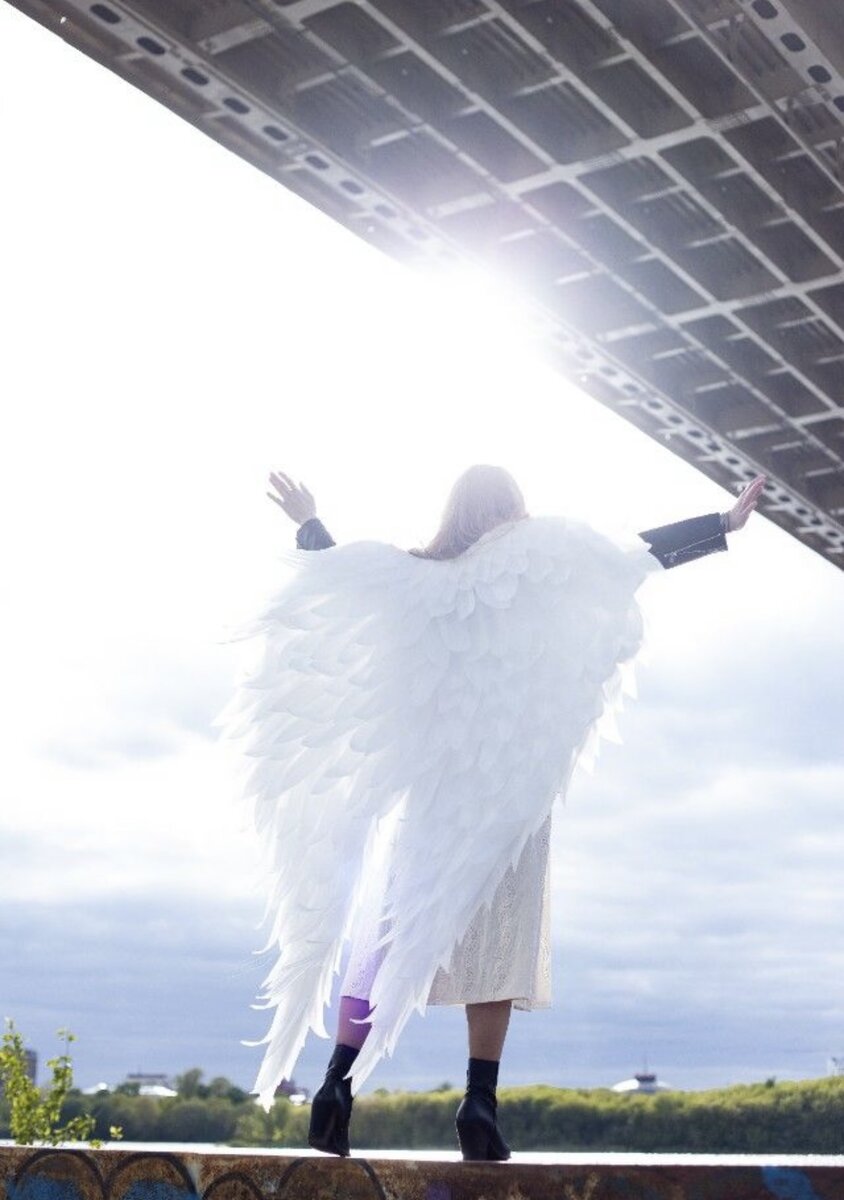Фотомонтаж: создаем ангела с крыльями