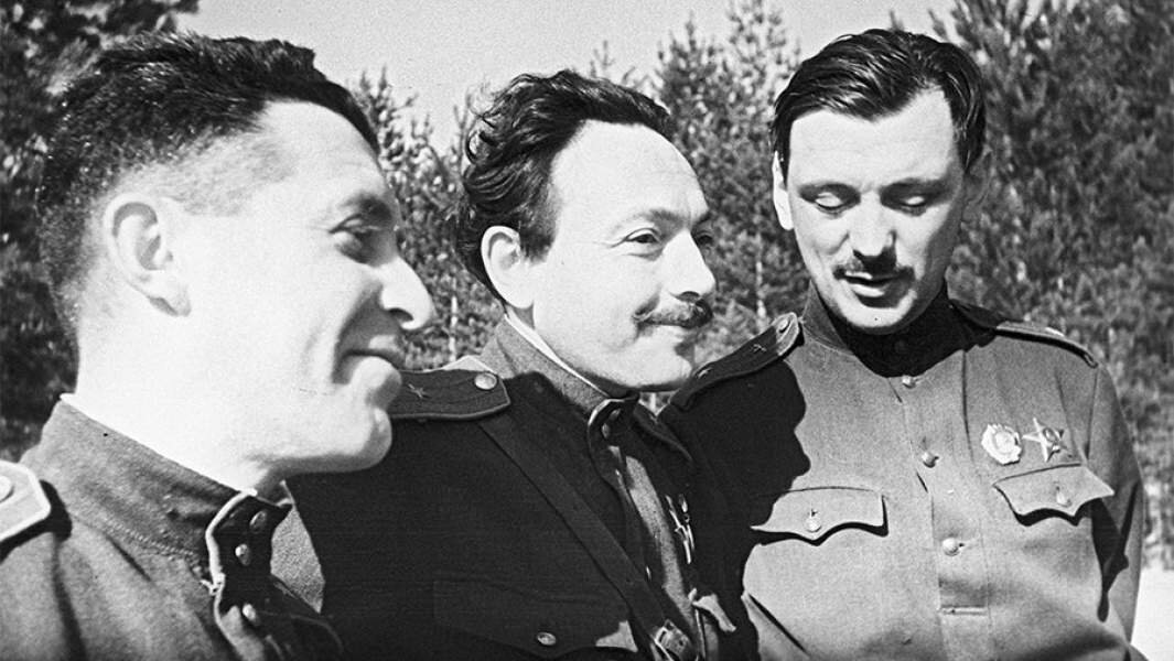 Михалков сергей военные фото