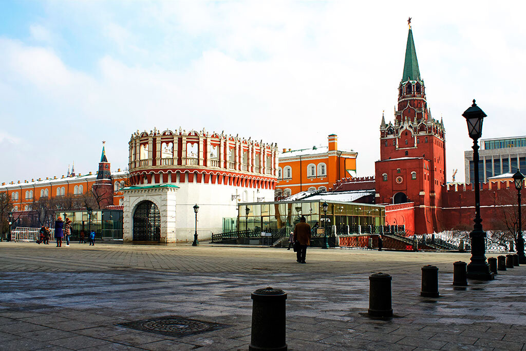 Кутафья башня кремля фото Москва. Кремль. Оружейная палата. Истории и жизнь дядюшки Феникса Дзен