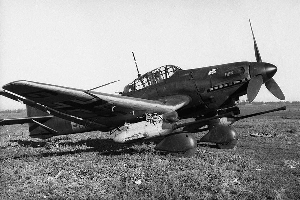Ju-87G-1 перед вылетом