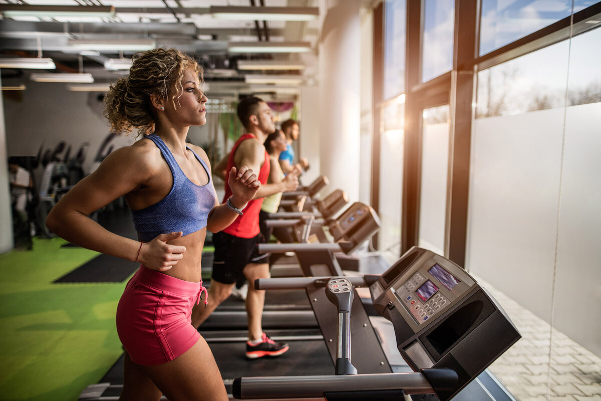 Maquinas de gimnasio nombres