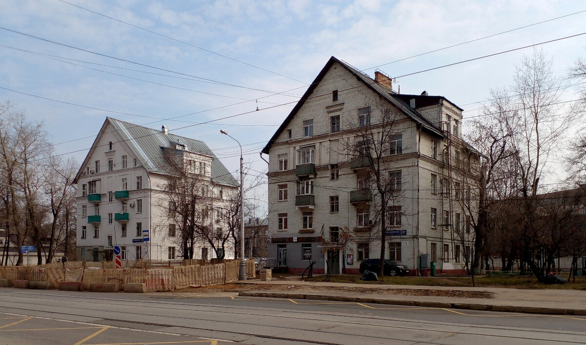 Рис. 1. Авиамоторная улица, 35 и Авиамоторная улица, 37