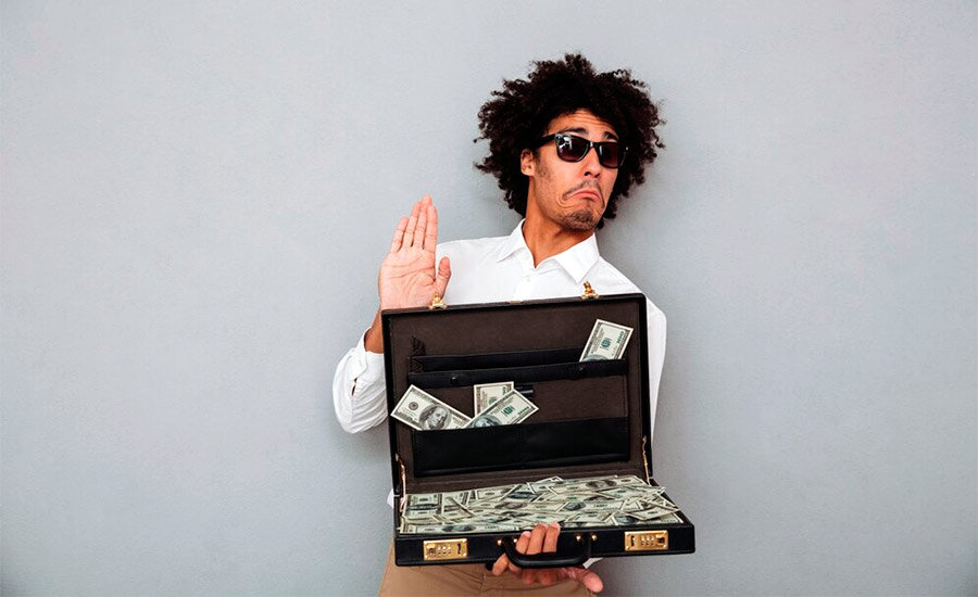 Мультимиллионер рассказал, что держит в секрете от родственников свой успех 