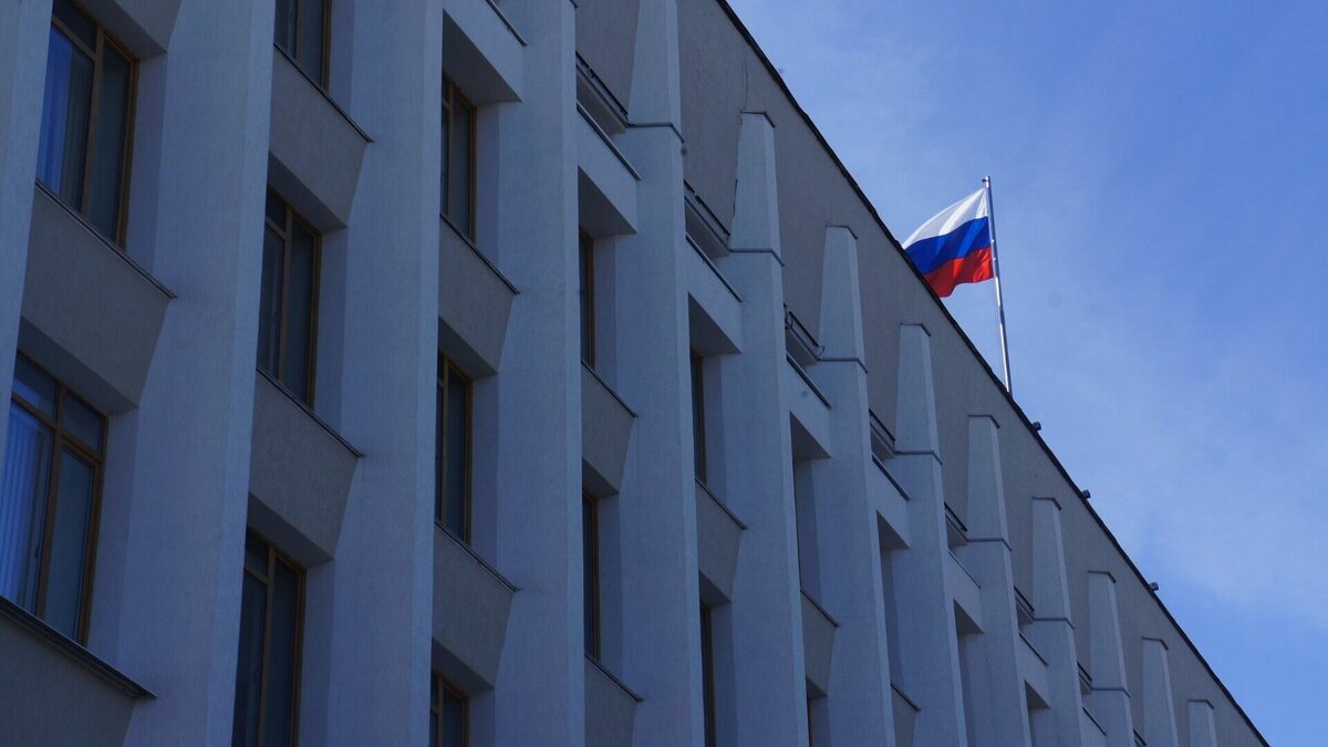     Экс-главу нижегородского минсоцполитики Наталью Исаеву могут обвинить в превышении должностных полномочий. Об этом рассказал политический обозреватель и журналист Андрей Вовк в своем Telegram-канале.