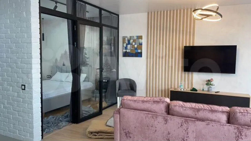     Двухкомнатная квартира. avito.ru