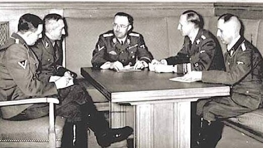 Г. Гимлер и вся фашистская рать. Снимок из открытых источников Интернета.