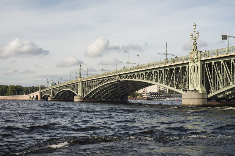    Троицкий мост в Петербурге. Фото: Baltphoto/Велимир Орехов