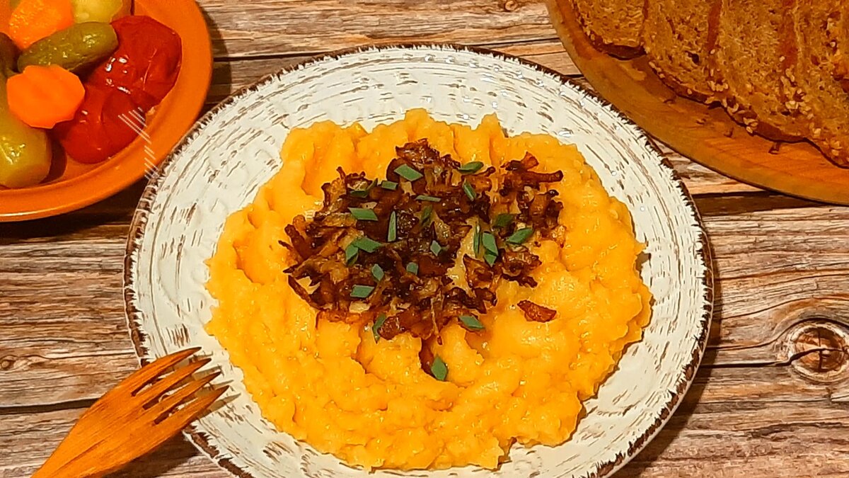 Гороховая каша пюре. Пюре из гороха для гарнира. Как быстро приготовить гороховое пюре. Гарнир к гороховому пюре. Гороховая каша с тушенкой.