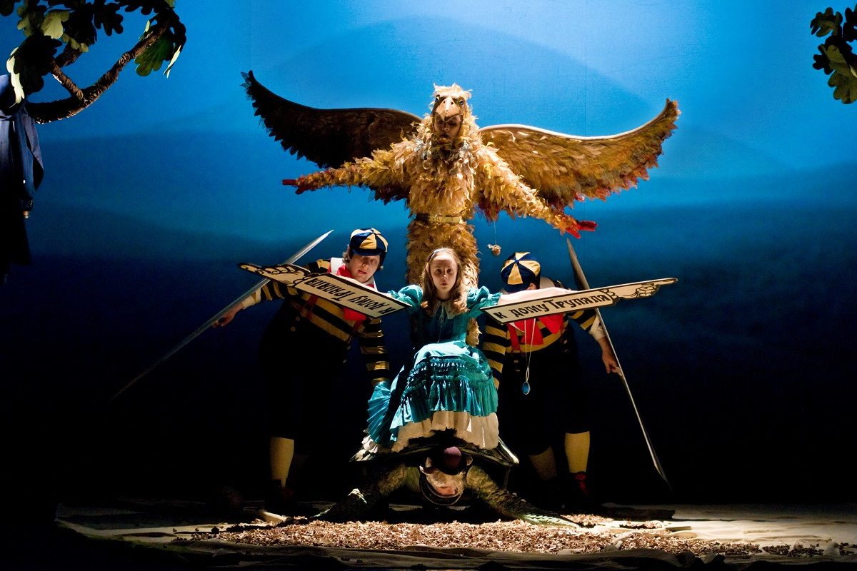 театр петра фоменко алиса в зазеркалье. алиса в зазеркалье мастерская петра фоменко. алиса в зазеркалье петра фоменко. алиса в зазеркалье мастерская фоменко. алиса в зазеркалье петра фоменко.