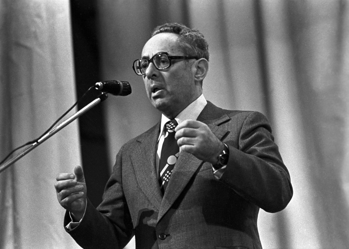 Юрий Левитан в 1980 году.