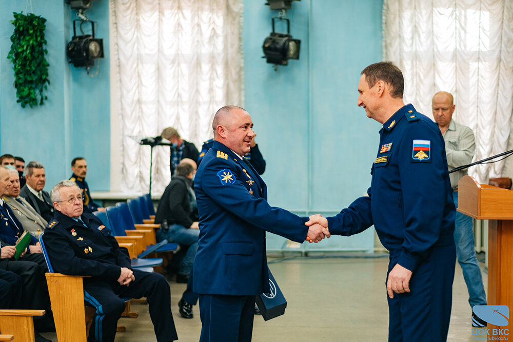 Творческая группа ЦОК ВКС приняла участие в праздничном концерте, посвященном Дню защитника Отечества