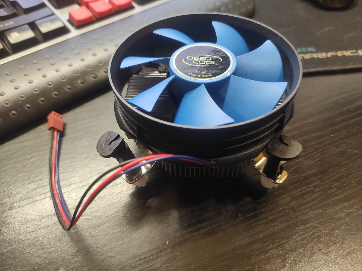Ли кулер. Deepcool Theta 9. Deepcool кулер 1151. Боксовый кулер Deepcool 1151. Кулер Deepcool ak500