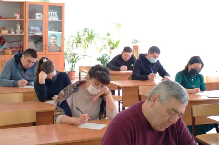 Диктант на юртовско-ногайском диалекте прошел в стенах средней школы с.Карагали- родного села ногайского просветителя Басира Абдуллина