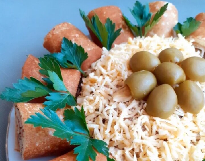 Салат с курицей