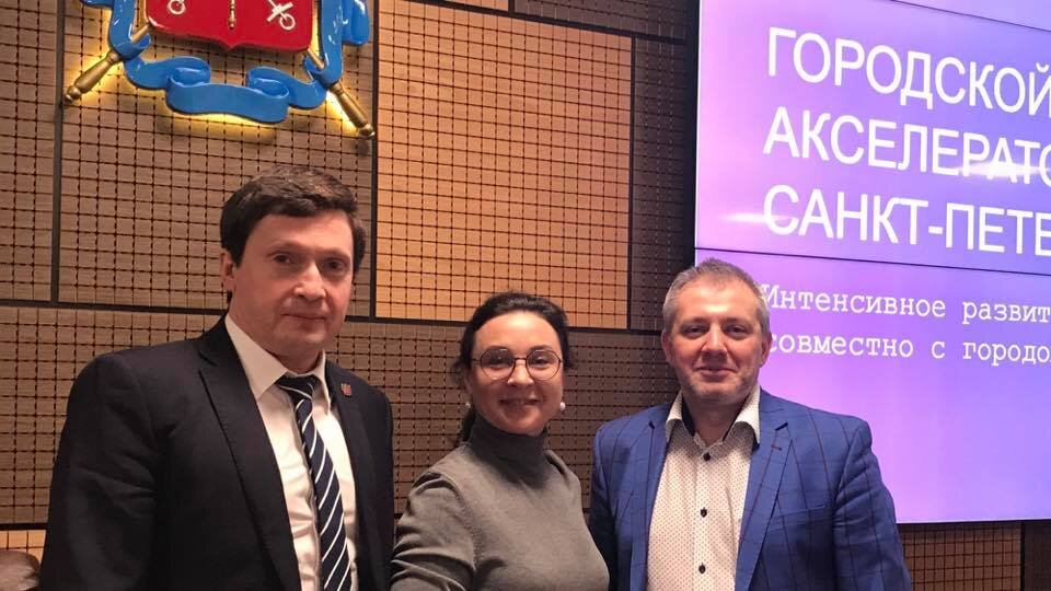 Кирилл Соловейчик (КППИТ). Юлия Сахарова (Head Hunter-Северо-Запад) и Олег Мальсагов (Университет 20.35)