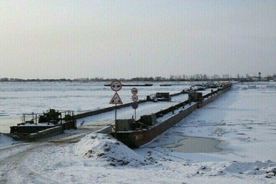 Когда откроют понтон на сульфате. Понтонный мост Благовещенск Хэйхэ. Понтонная переправа Благовещенск Хэйхэ. Понтонный мост в Благовещенске. Понтонная переправа Благовещенск Амур.