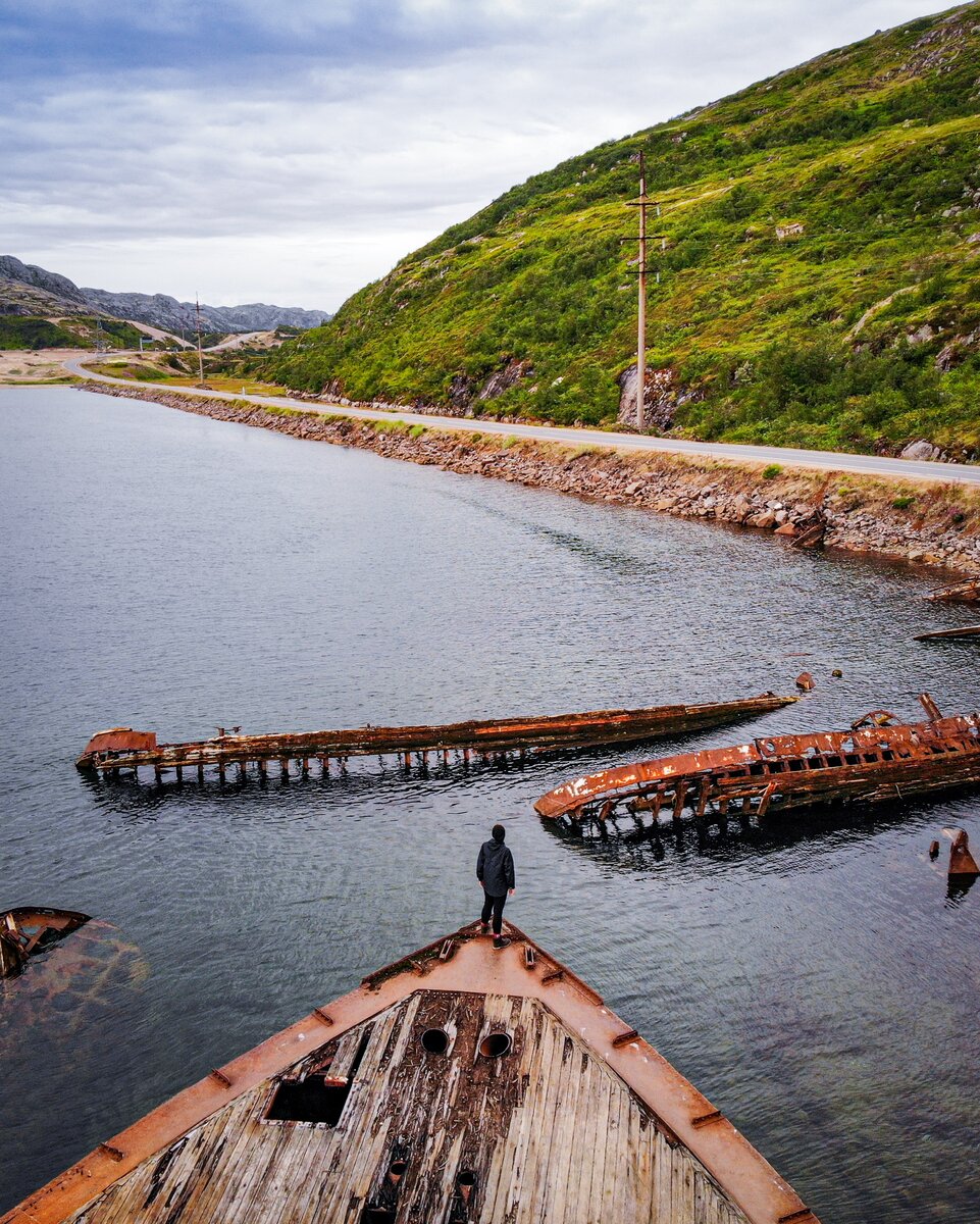 Кладбище рыболовецких судов в Териберке 