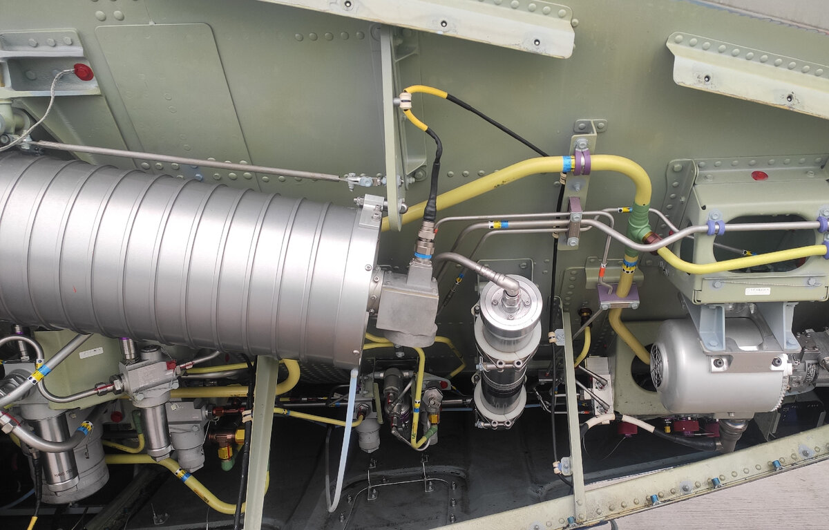 Гидросистема №1 самолета SSJ-100