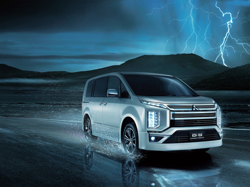 Mitsubishi Delica D:5 рестайлинг 2018