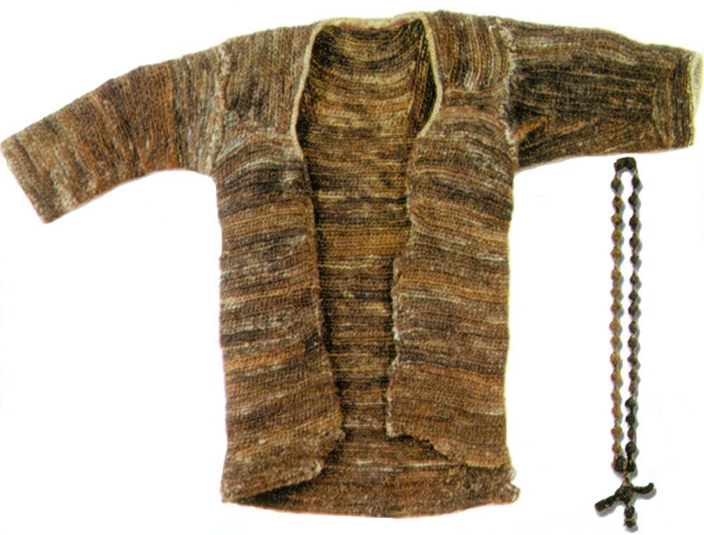 власяница монашеская. власяница это. власяница это. рубаха власяница ивана грозного. власяница одежда.