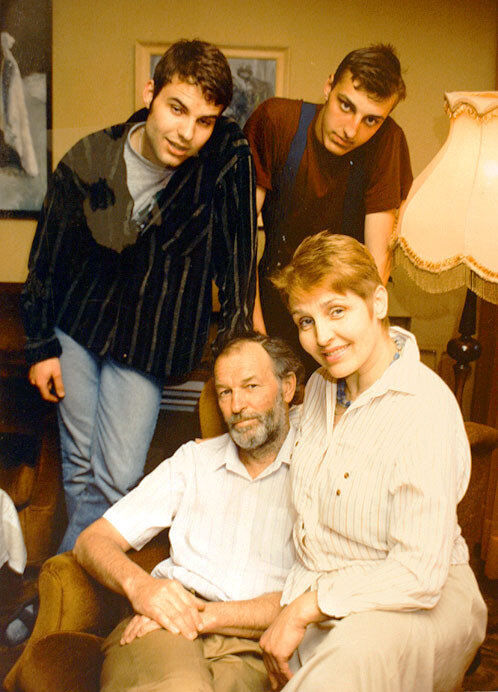 Семья Адомайтис