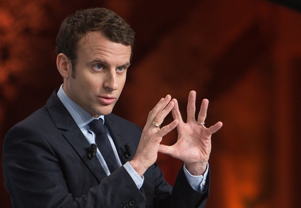 Э. Макрон