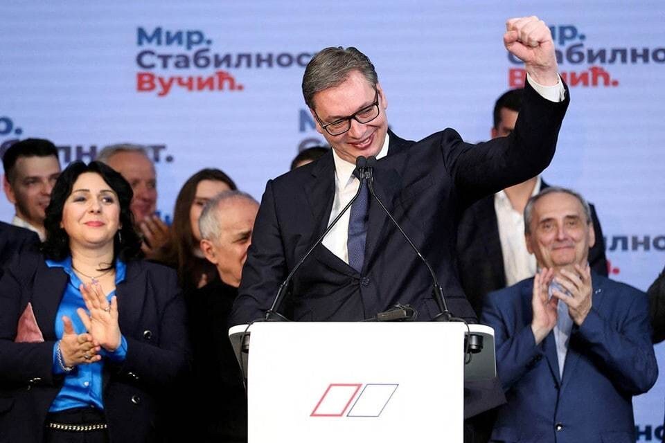     Вучич победил в первом туре президентских выборов в Сербии с результатом 58,57%  REUTERS